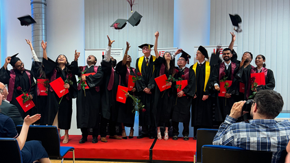 Alumni auf der Jubiläums-Feier.